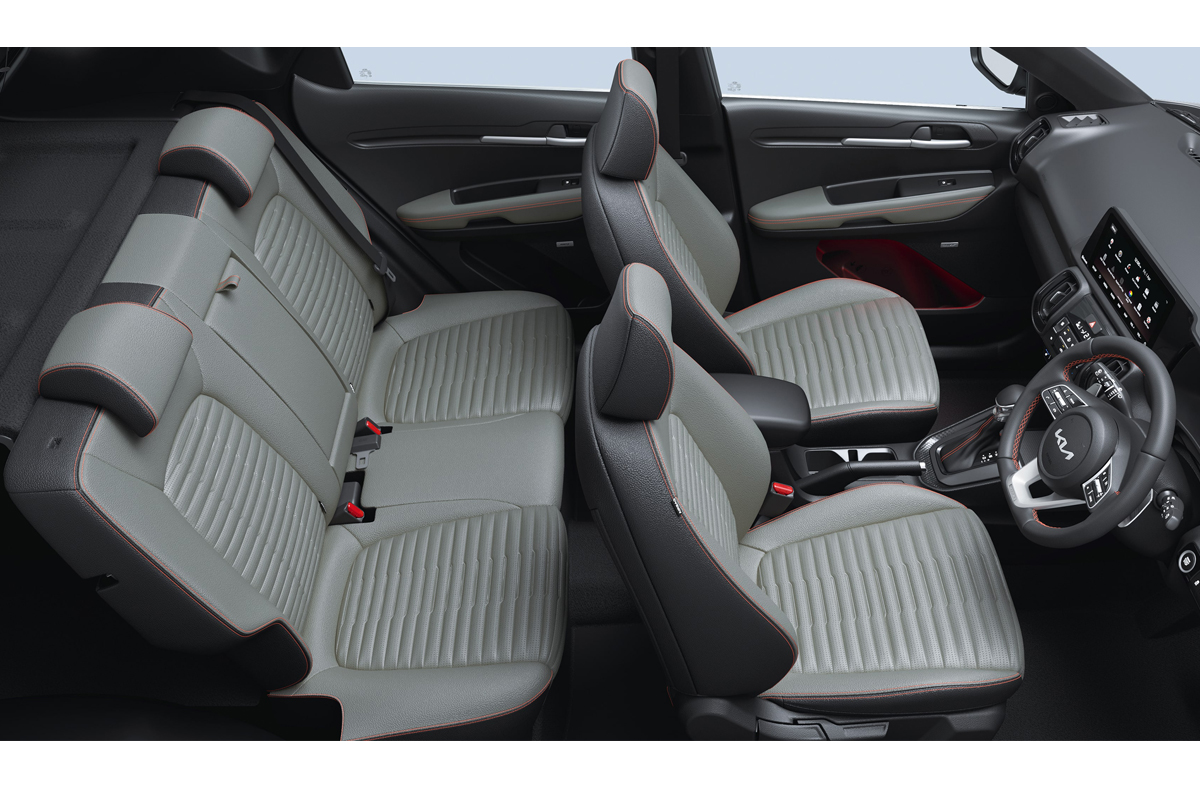 Kia Sonet X-Line interior 